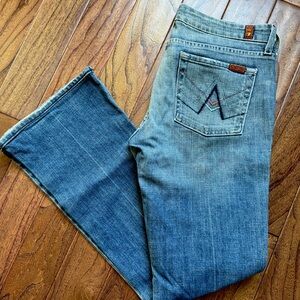 7 For All Mankind women’s bootcut blue jeans size 30